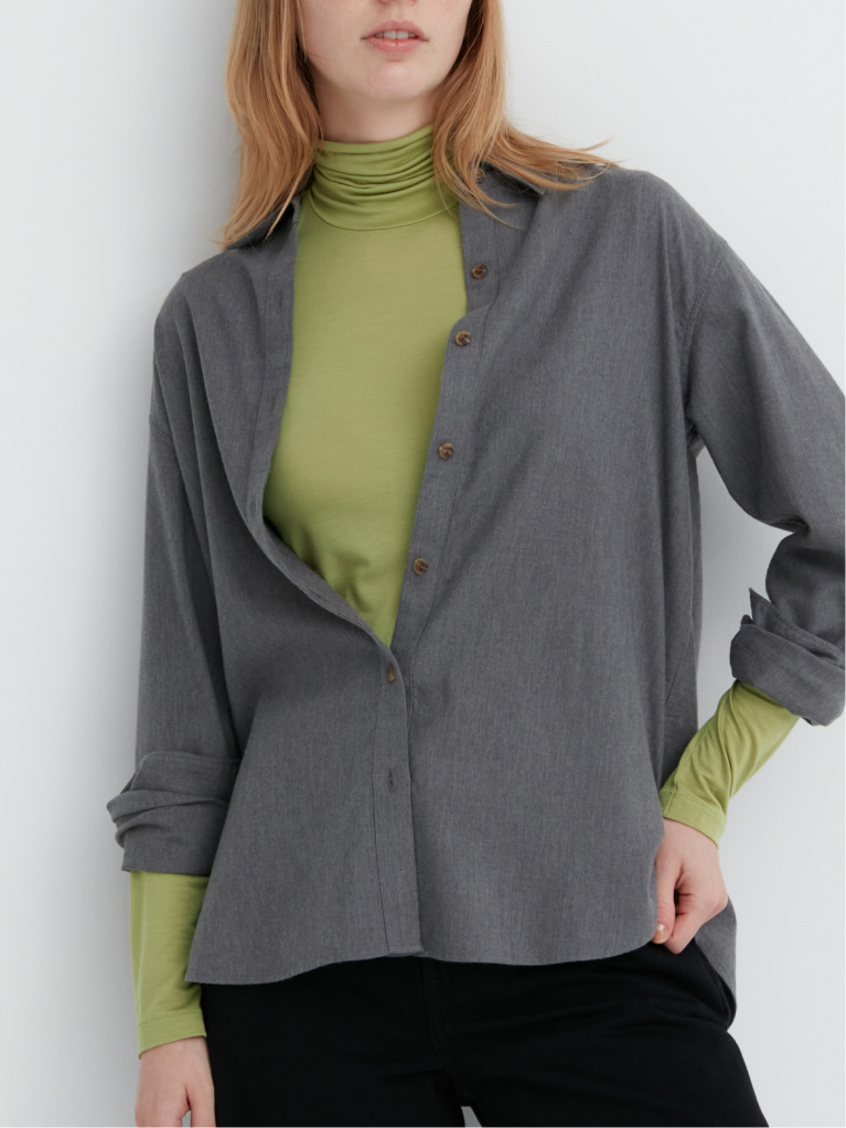 ヒートテックウルトラライトタートルネックT