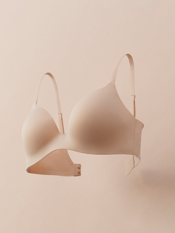 さらにフィットする ブラへ進化。