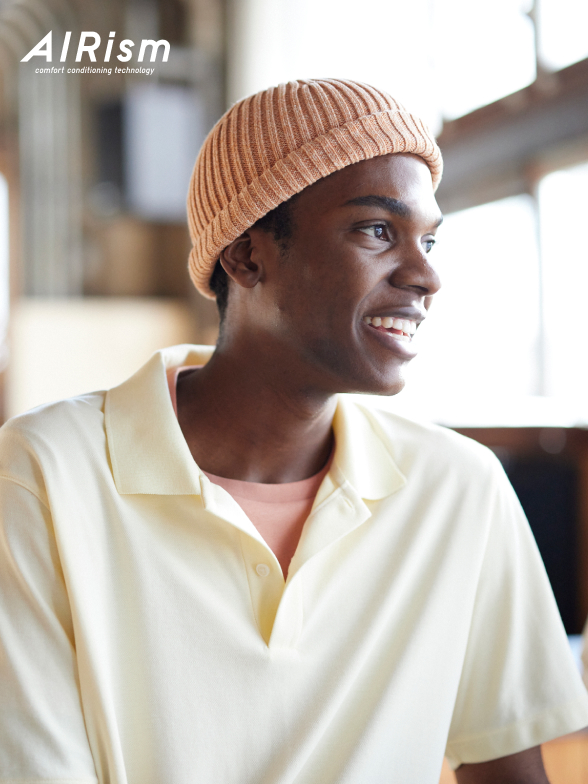 サラッと快適。 オンオフ対応新顔 ポロシャツ。