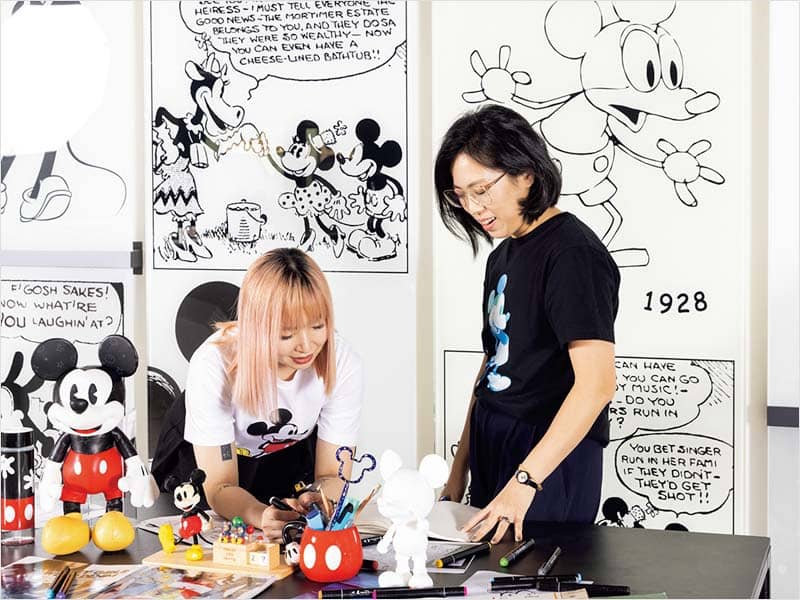 Mickey Stands